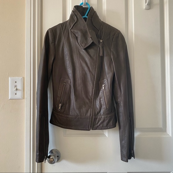 LIKE NEW Mackage Kenya Brown Leather Jacket 💯 Leather XXS - Picture 2 of 16